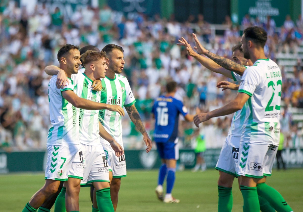 El Antequera gana el primer asalto a la Ponferradina
