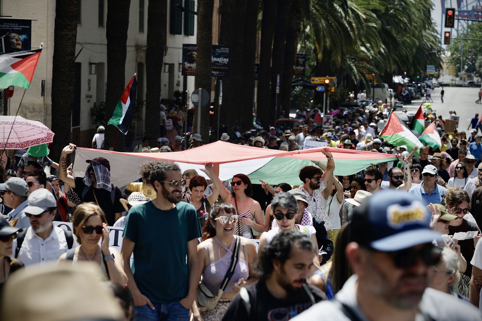 Medio millar de personas se manifiesta en Málaga contra el «genocidio en Palestina»
