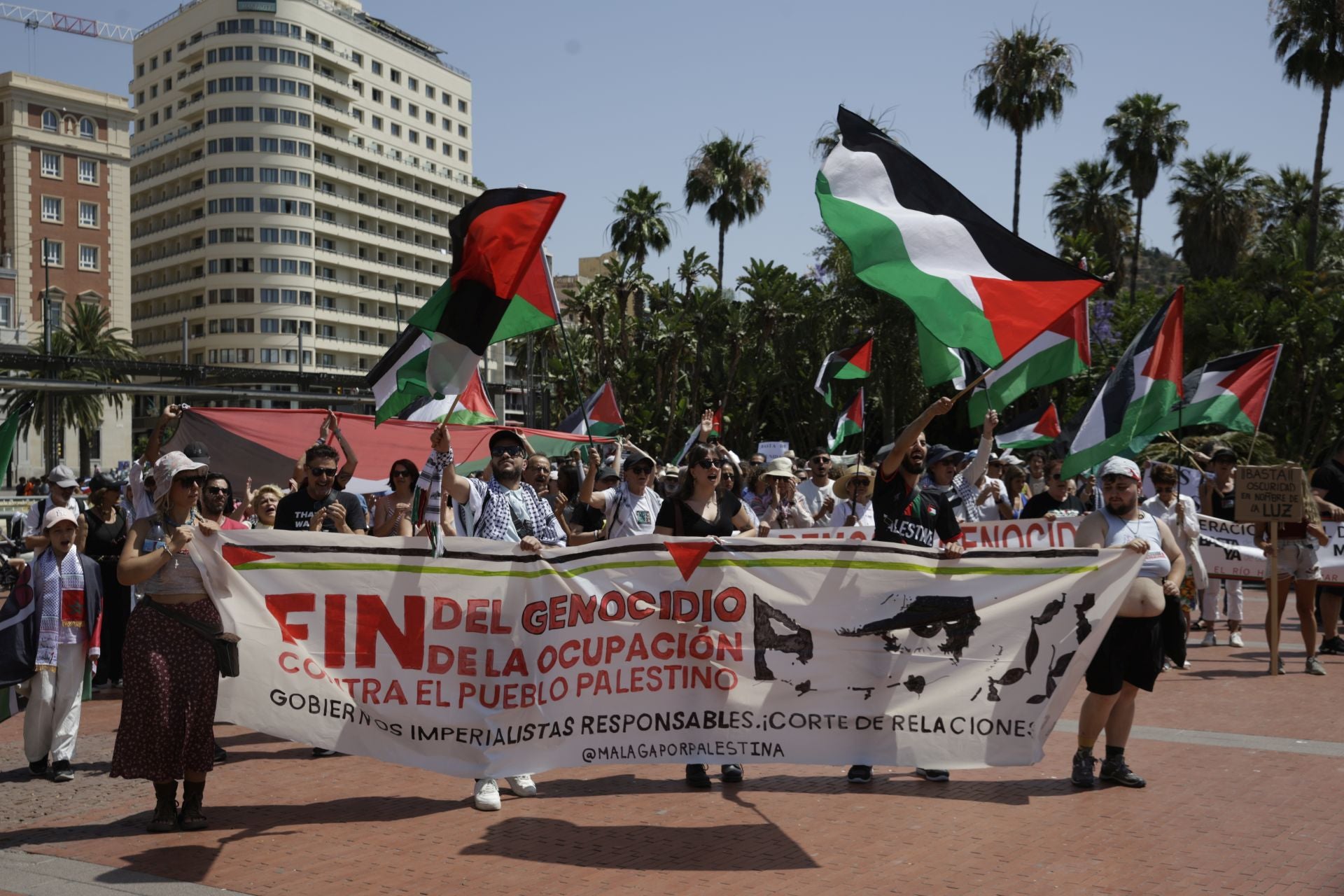 Medio millar de personas se manifiesta en Málaga contra el «genocidio en Palestina»