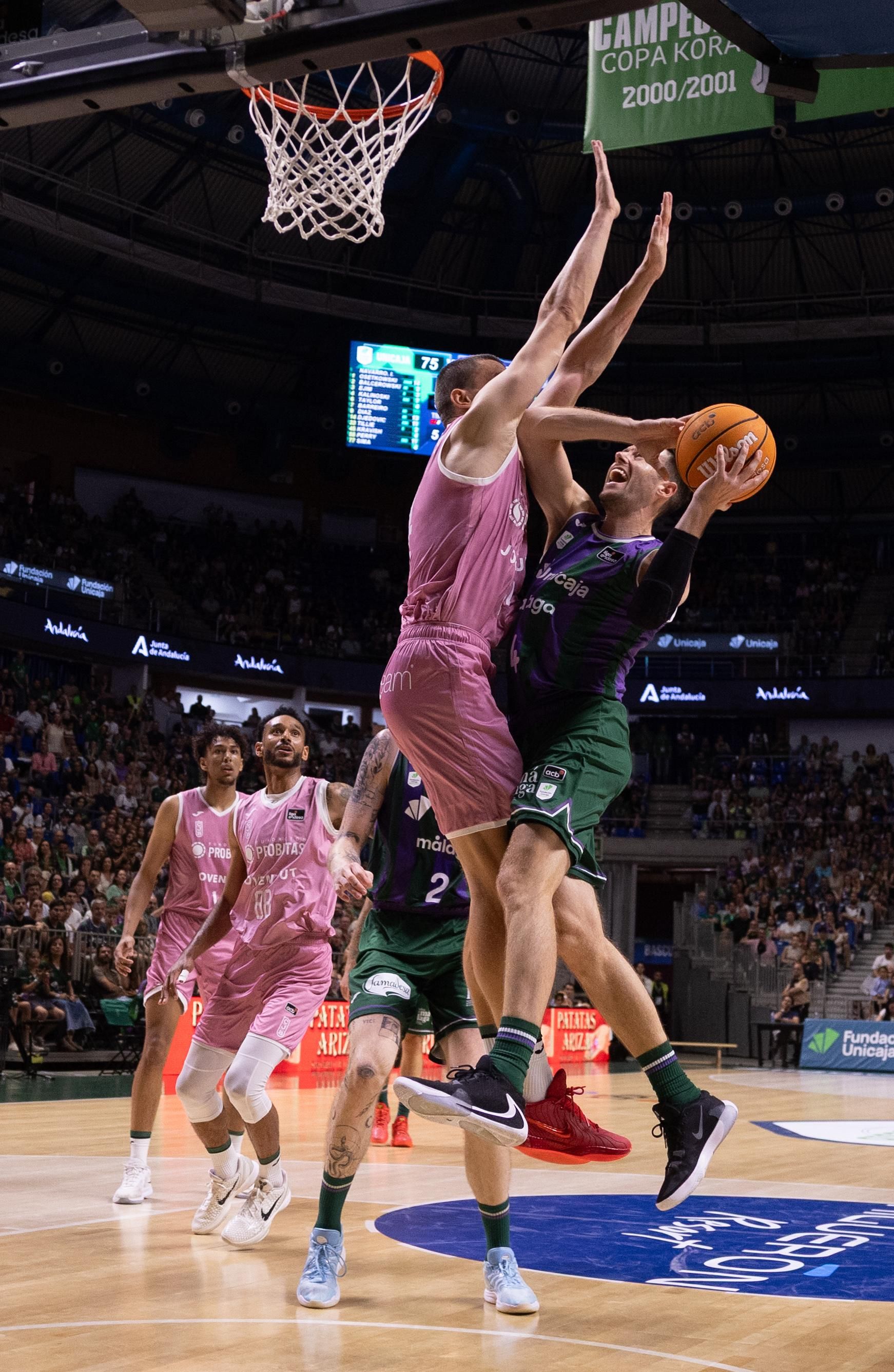 El Unicaja- Joventut, en imágenes