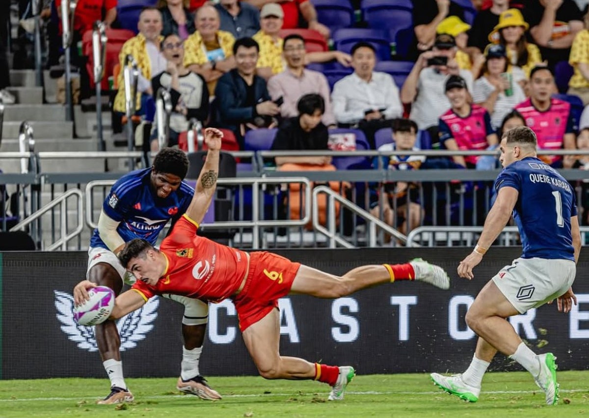 Imagen secundaria 1 - Jeremy Trevithick, un malagueño multicultural que brilla en la élite del rugby Seven