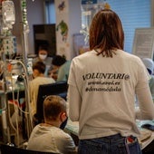 Alrededor de 200 voluntarios trabajan con Avoi en el Hospital Materno de Málaga.