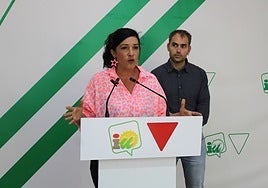 Morillas, este martes, junto a Toni Valero en la sede provincial de IU.