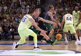 El Unicaja- Barcelona, en imágenes