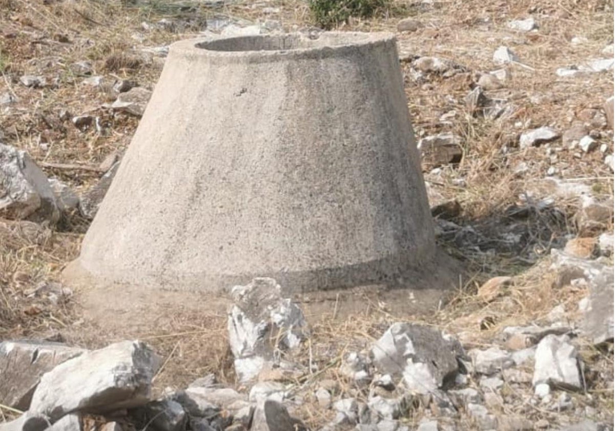 Hallan un cráneo dentro de una bolsa en una arqueta en Alhaurín De la Torre