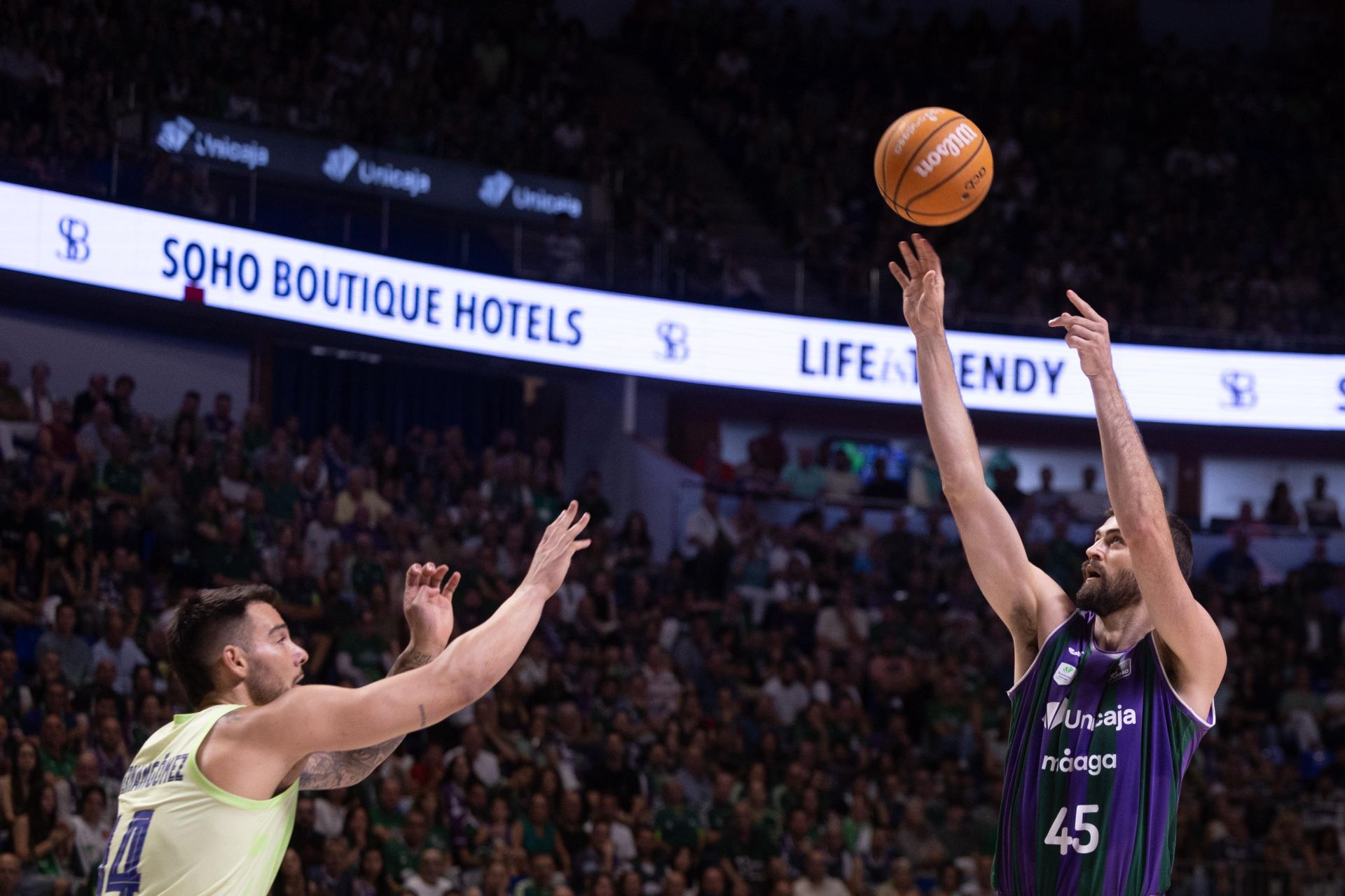 El Unicaja- Barcelona, en imágenes