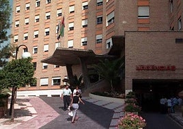 En la UCI un joven de 24 años ahogado en la playa de El Palo