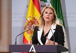 Carolina España, consejera de Economía y portavoz del Gobierno andaluz.