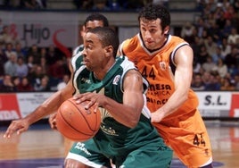 El Unicaja-Pamesa Valencia de la temporada 2003-04.