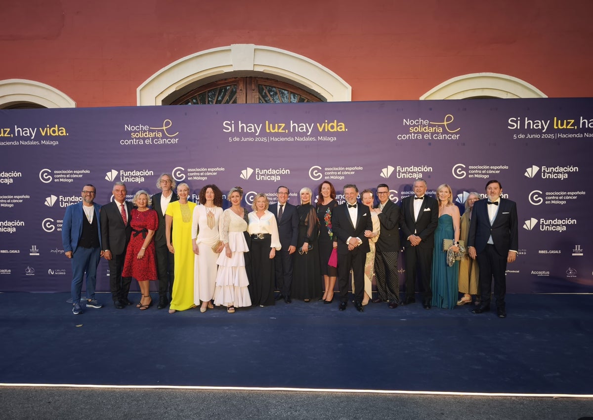 Imagen secundaria 1 - Algunos momentos de la gala. 