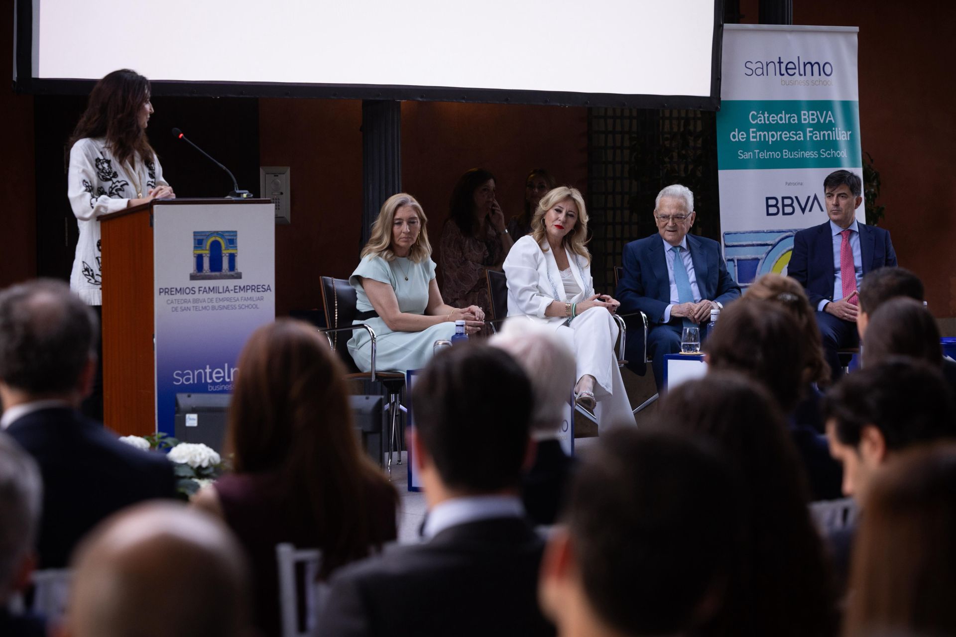 Entrega de los Premios Familia Empresa - Cátedra BBVA de Empresa Familiar de San Telmo Business School, en imágenes