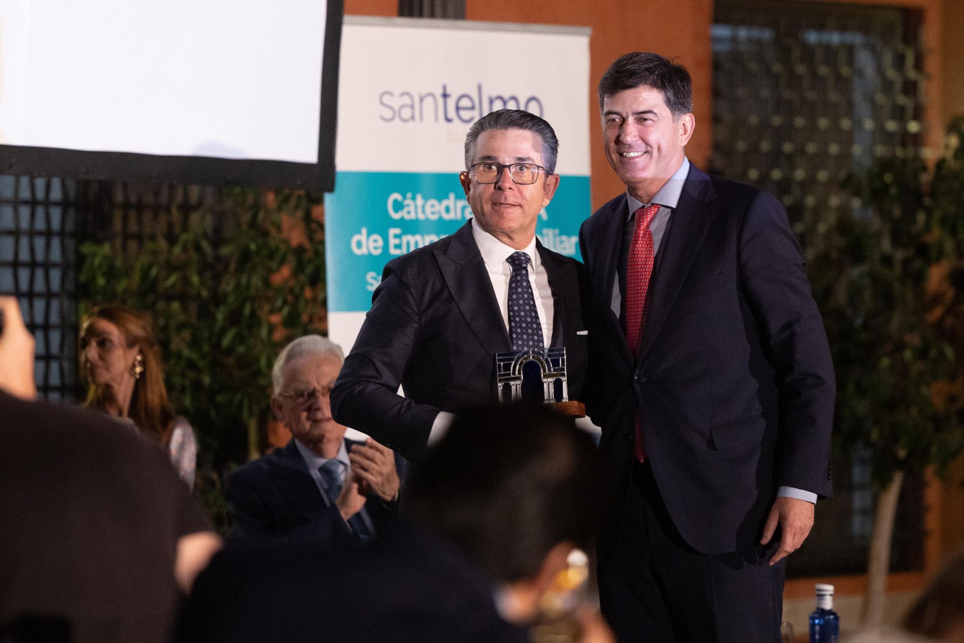 Entrega de los Premios Familia Empresa - Cátedra BBVA de Empresa Familiar de San Telmo Business School, en imágenes
