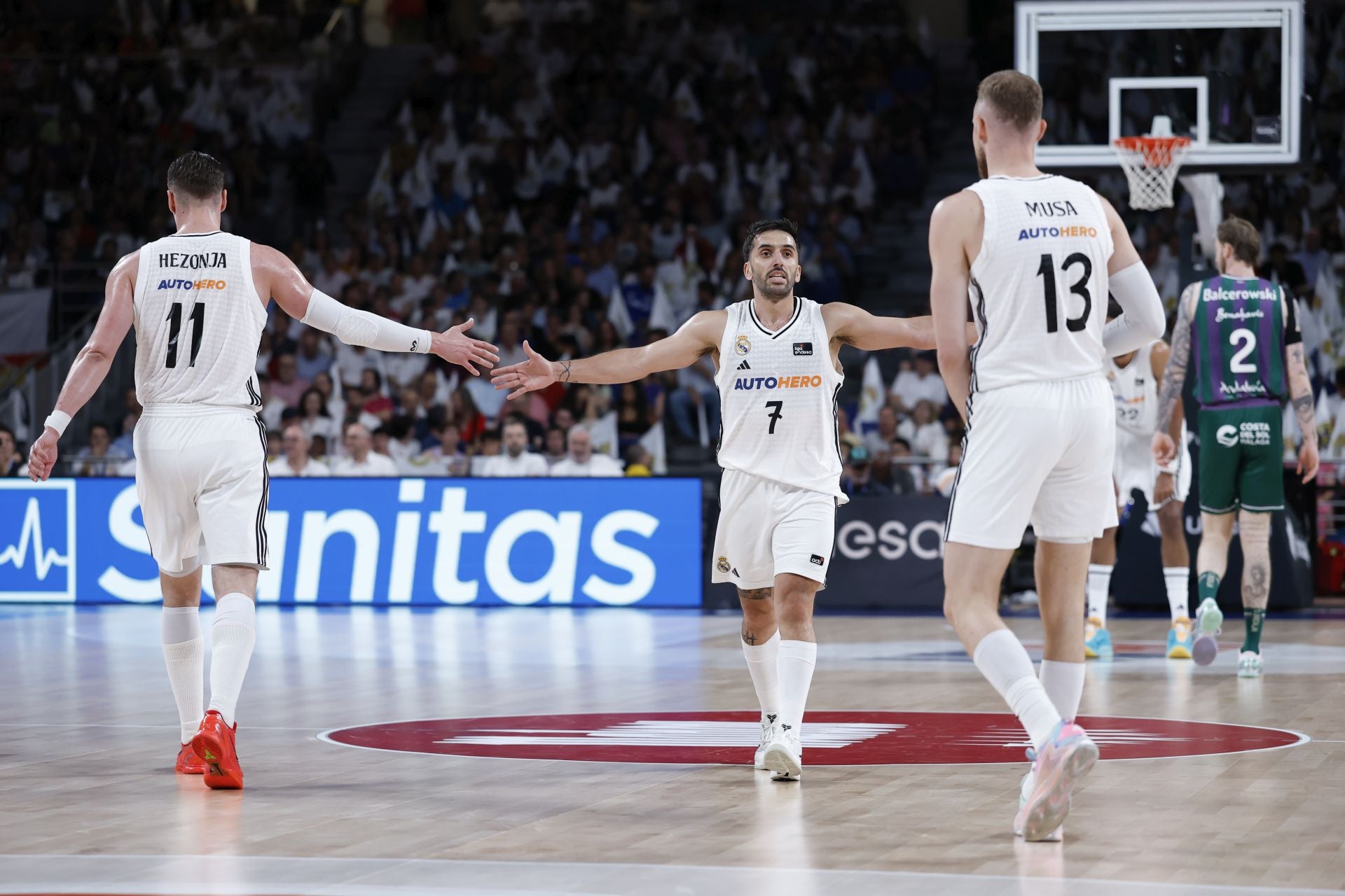 Las mejores imágenes del primer partido de las semifinales Unicaja-Real Madrid