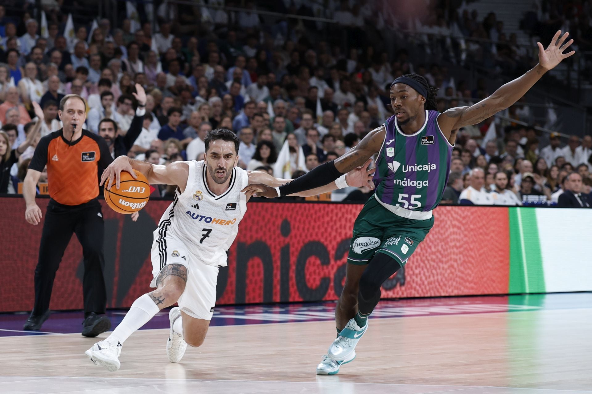 Las mejores imágenes del primer partido de las semifinales Unicaja-Real Madrid
