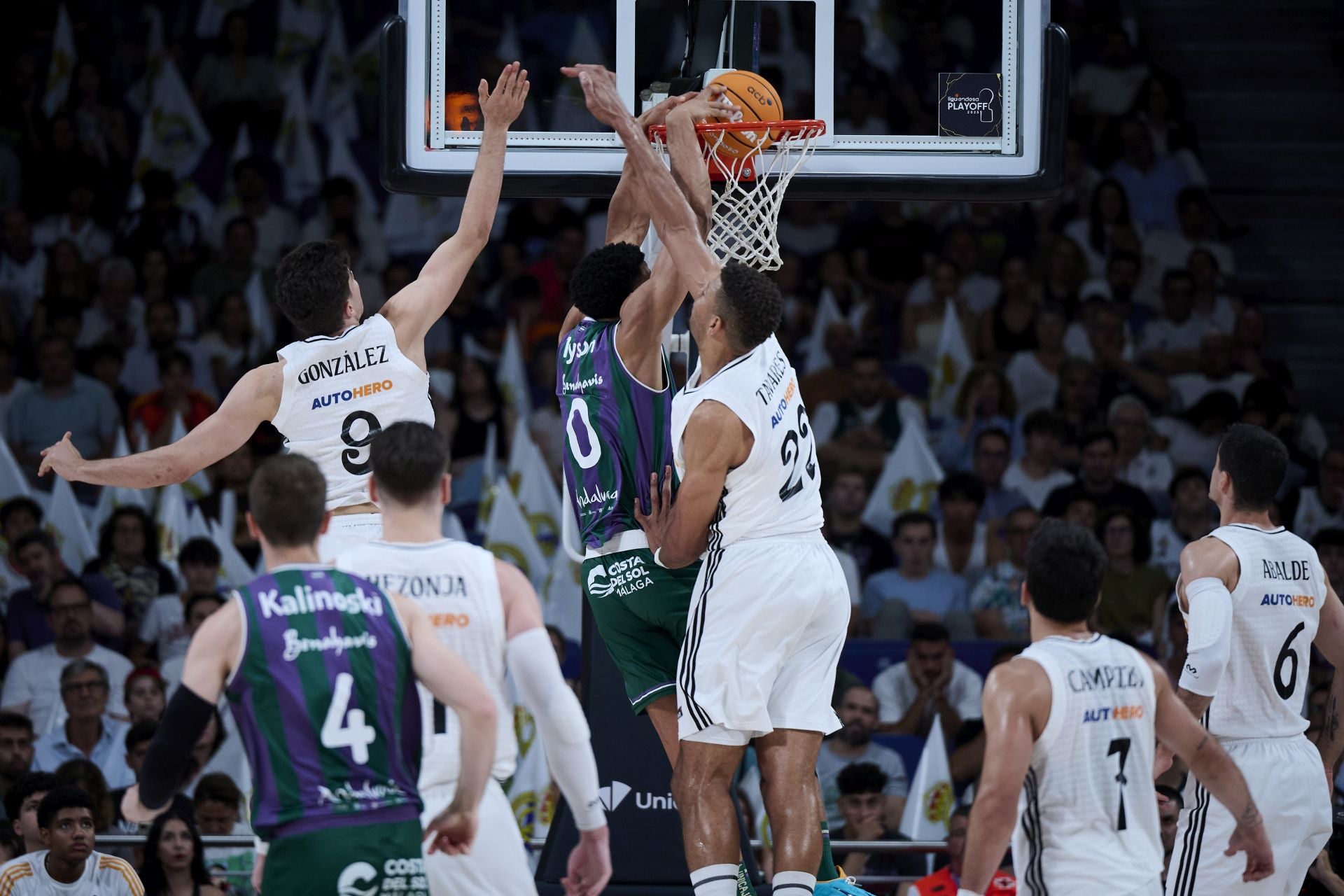 Las mejores imágenes del primer partido de las semifinales Unicaja-Real Madrid