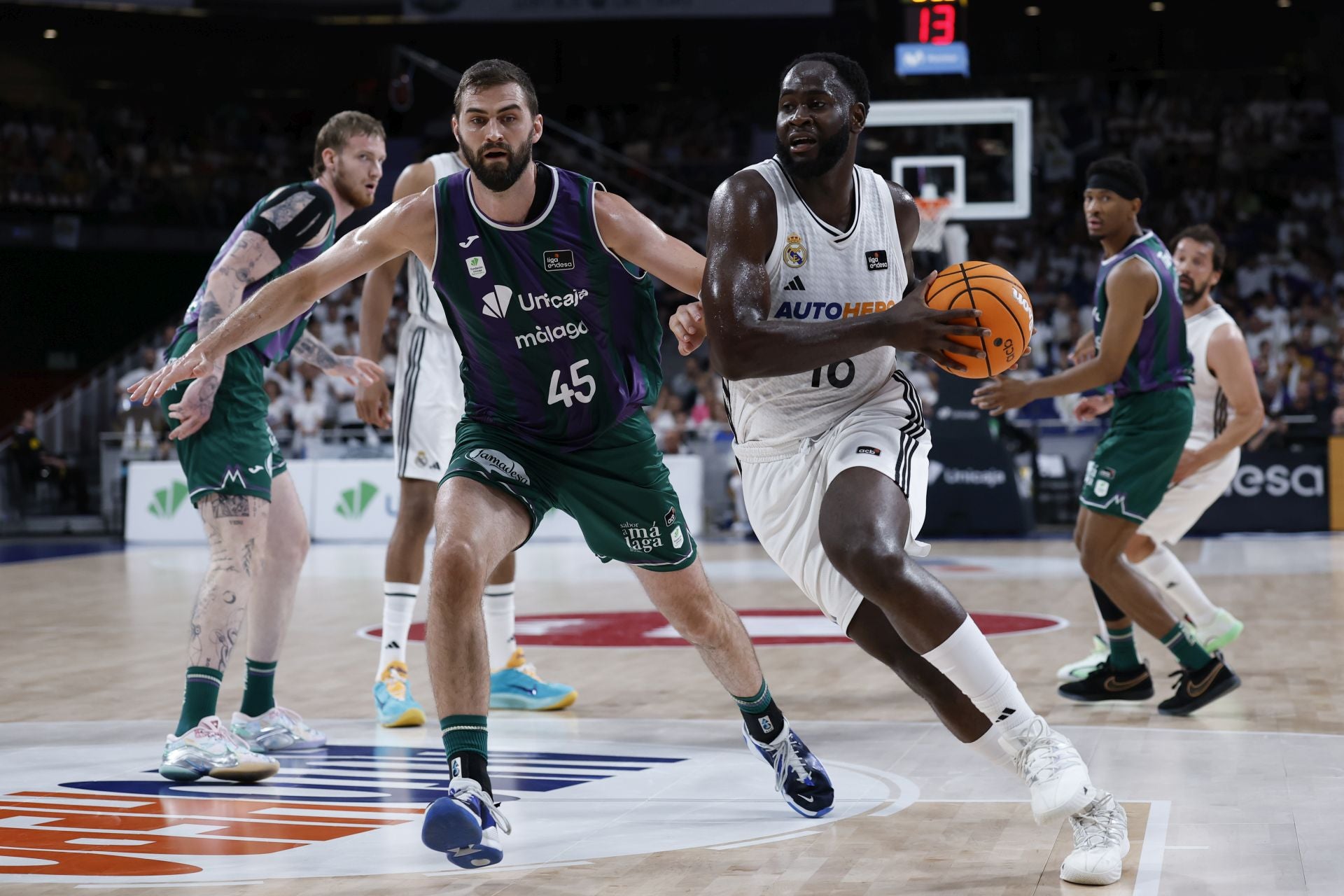 Las mejores imágenes del primer partido de las semifinales Unicaja-Real Madrid