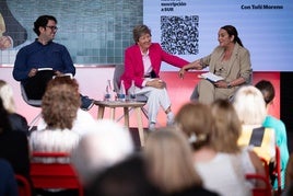 María Jesús Álava y Toñi Moreno, en el Aula de Cultura SUR.
