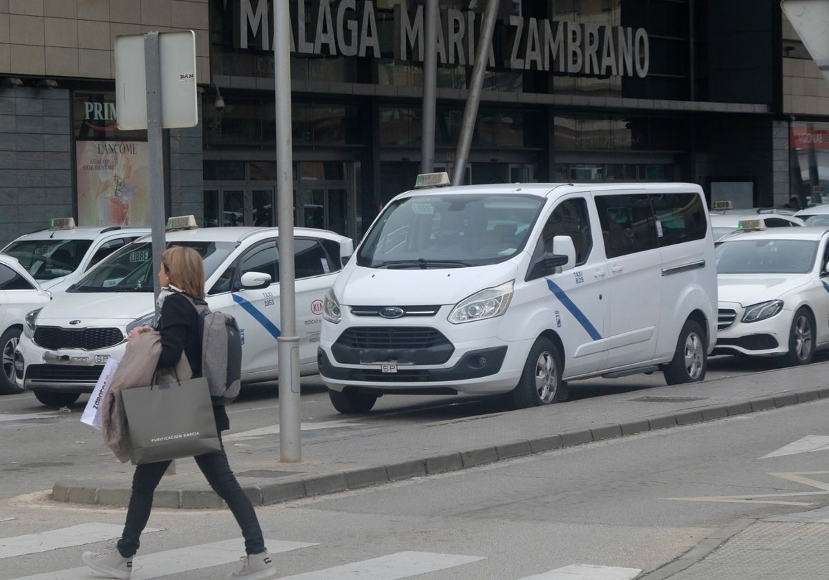 Alfredo de Pablos, coordinador de Málaga Accesible: «Los taxis adaptados son la aristocracia y no nos quieren atender»