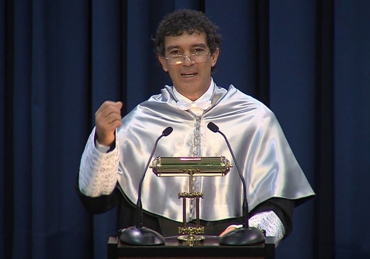 Antonio Banderas es nombrado Honoris Causa por la UMA en 2010