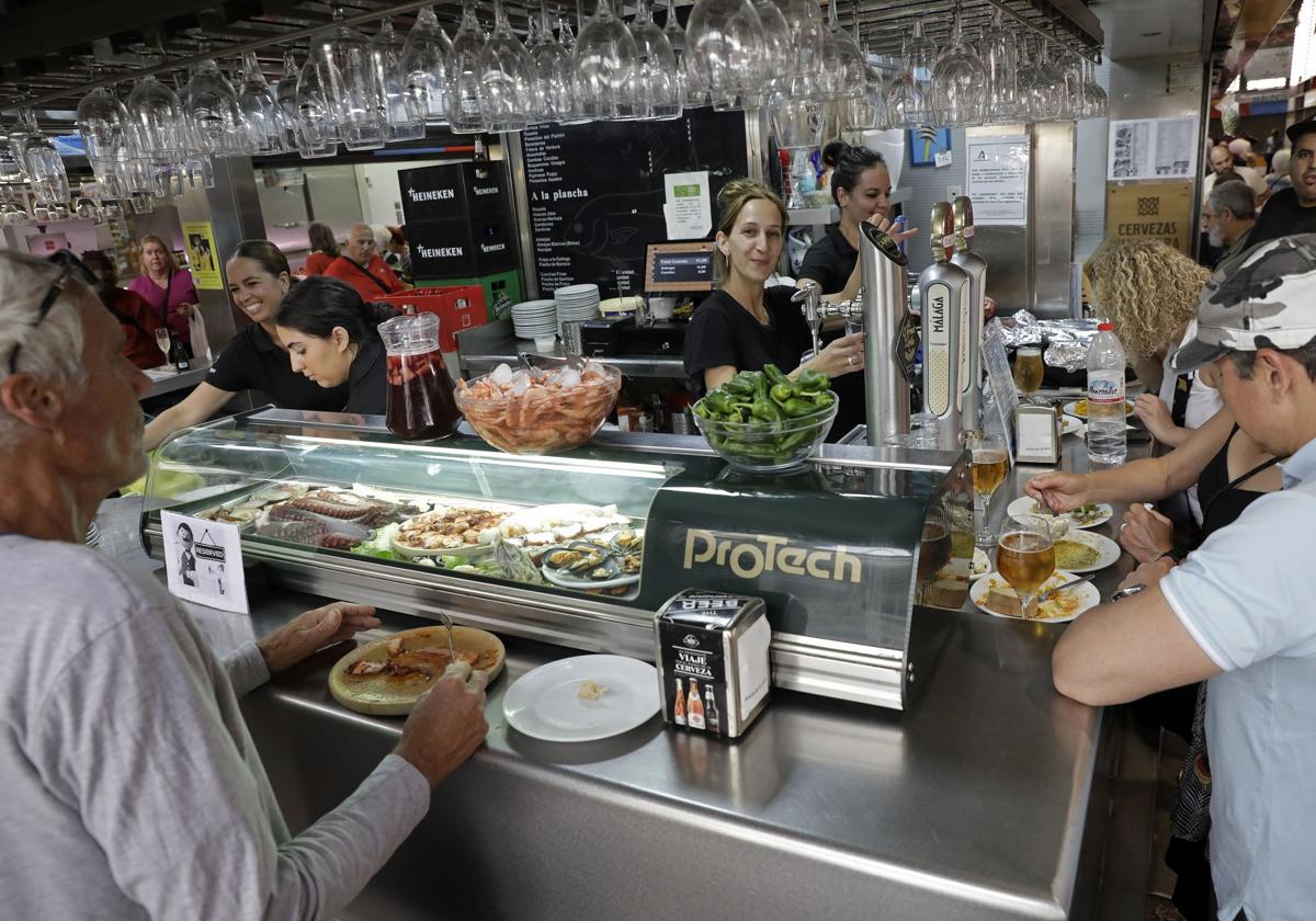 Málaga es la provincia andaluza con más empleo en la hostelería.