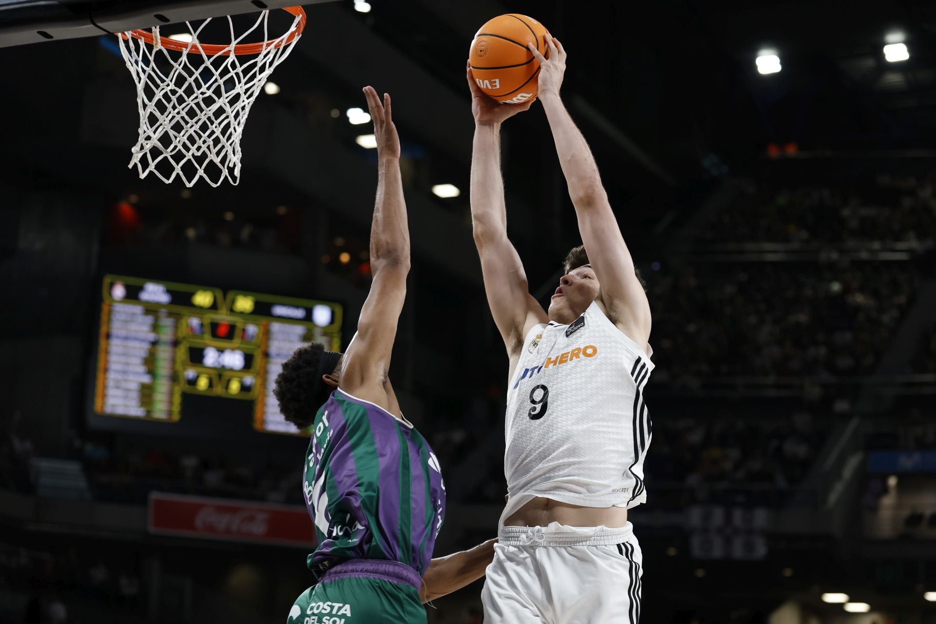 Las mejores imágenes del segundo partido de semifinales Real Madrid-Unicaja