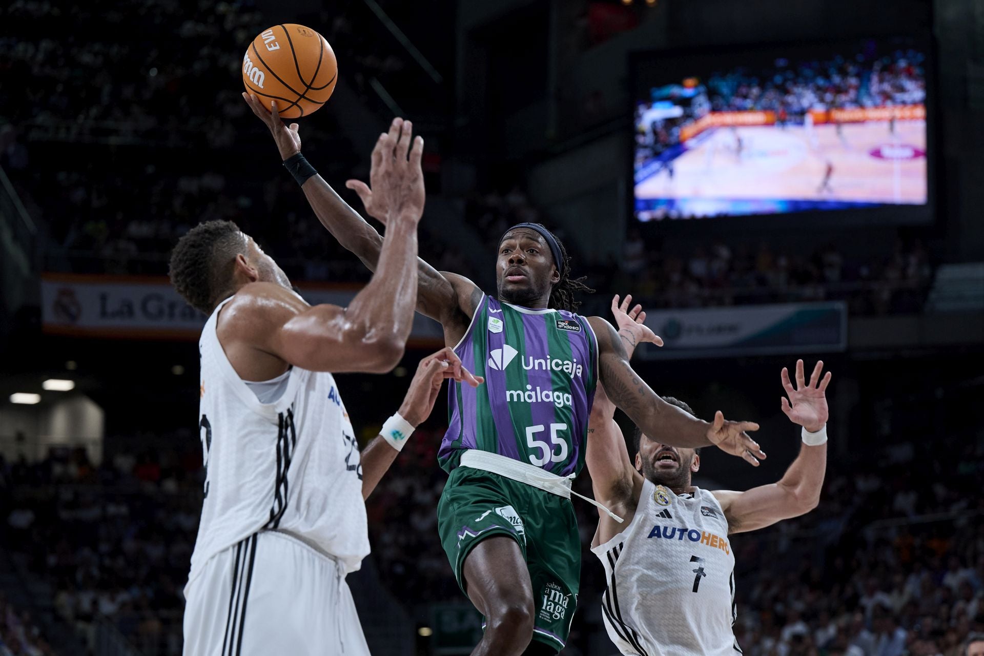 Las mejores imágenes del segundo partido de semifinales Real Madrid-Unicaja