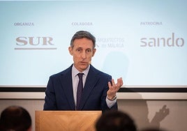 El presidente ejecutivo de Sando durante el evento, celebrado este viernes en el Colegio de Arquitectos.