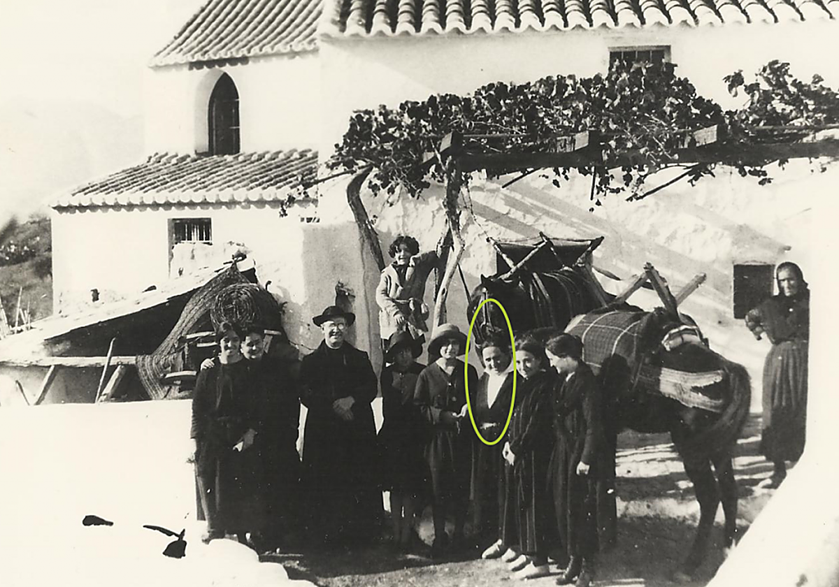 María Isabel González del Valle, en la sierra de Gibralgalia.