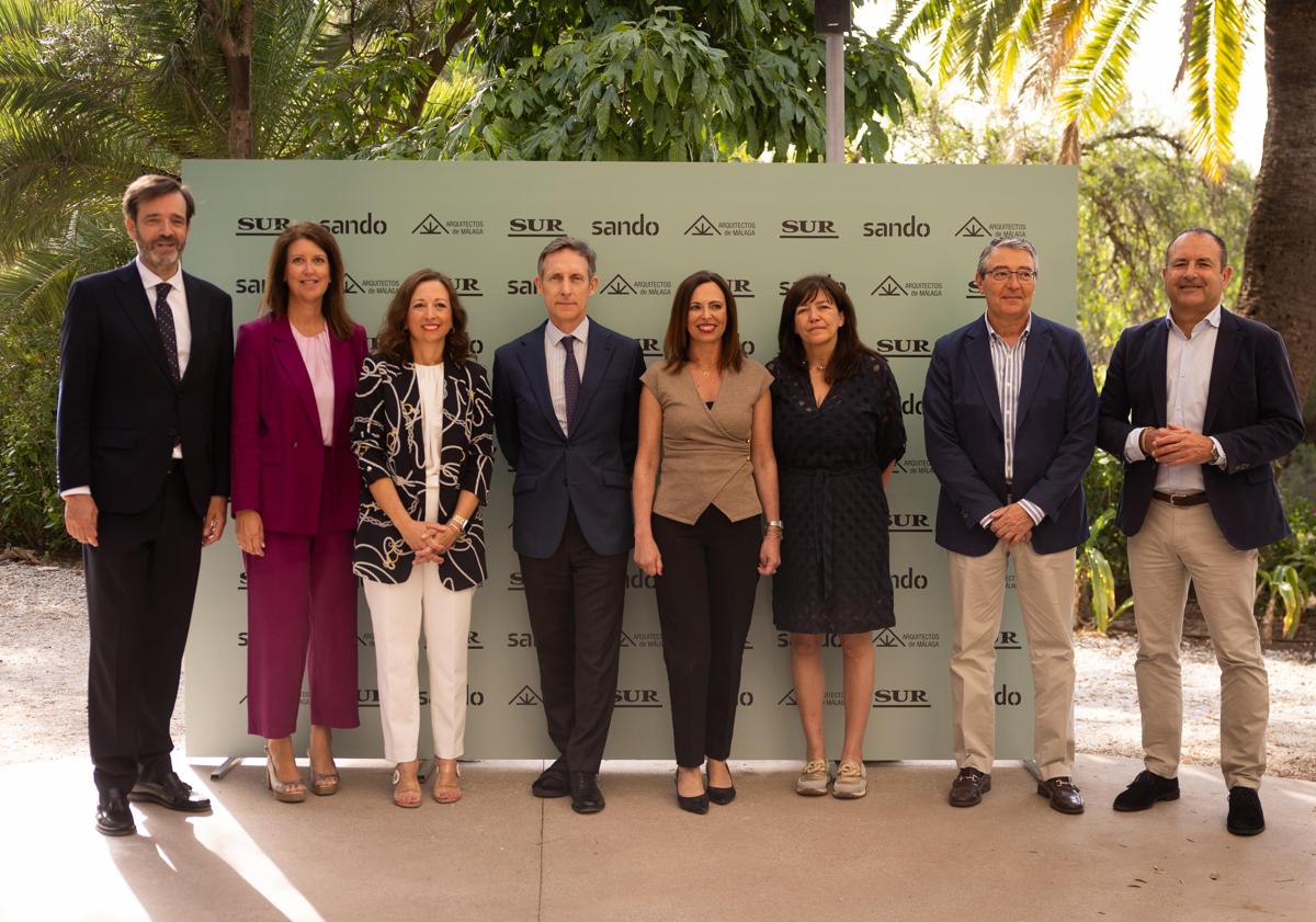 Imagen principal - Fomento acelera la reapertura de la Ronda-San Pedro y estudiará la idea de una EMT metropolitana