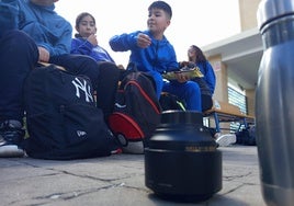 Martín y Mónica durante la grabación.