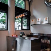 Interior de uno de sus locales.