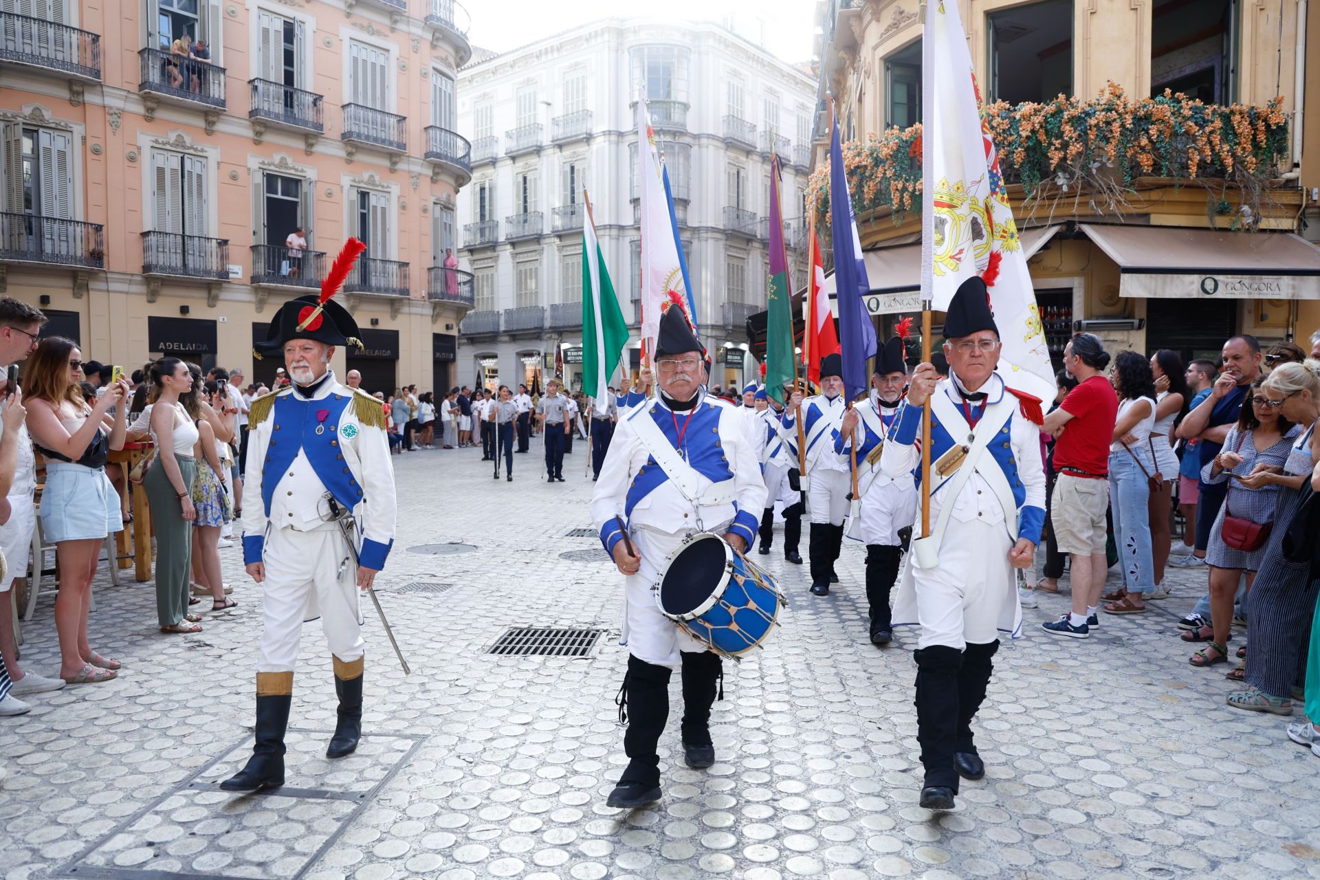 San Ciriaco y Santa Paula, los Patronos de Málaga, en procesión