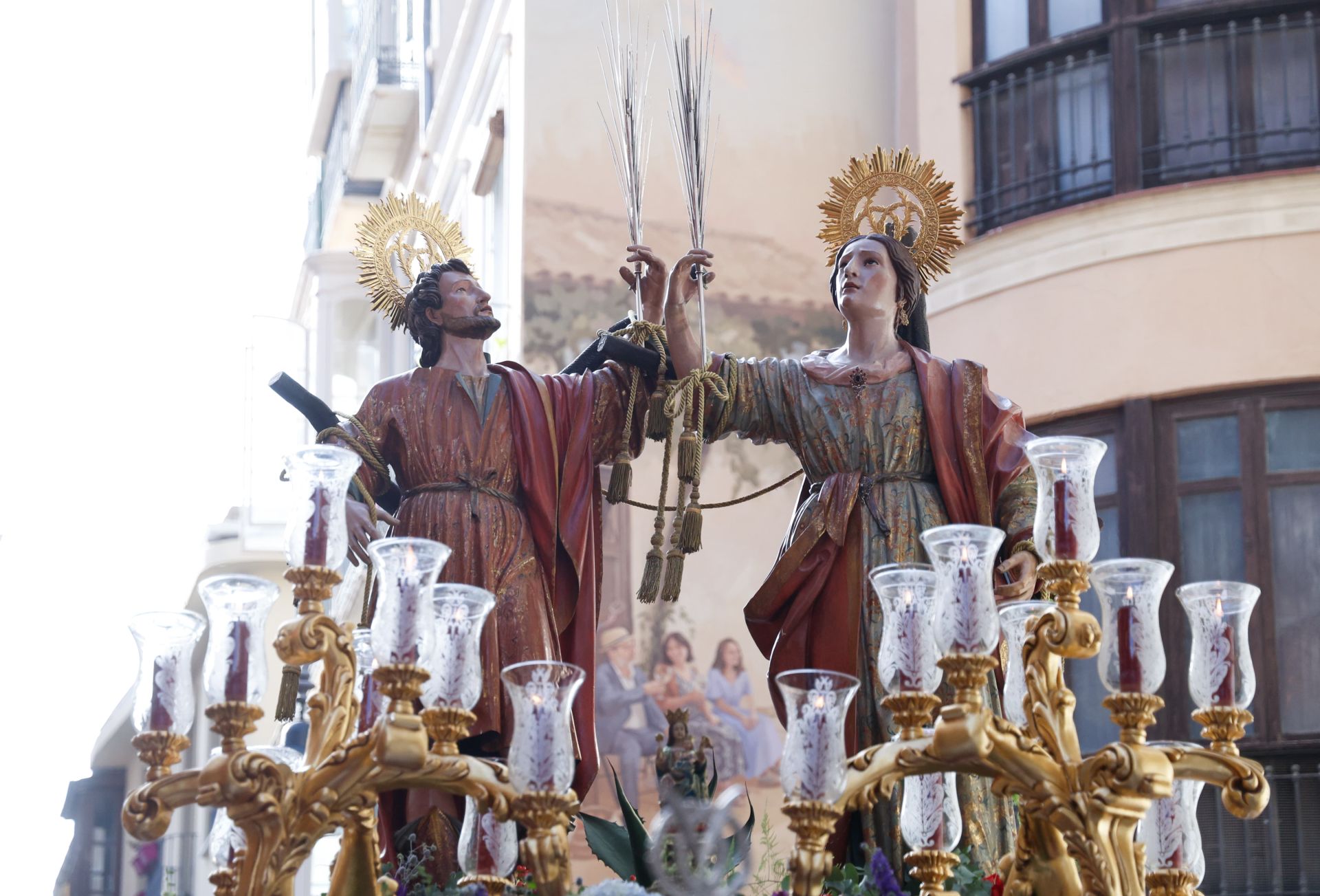 San Ciriaco y Santa Paula, los Patronos de Málaga, en procesión