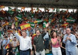 Feijóo insiste desde Málaga en pedir elecciones para «dar una oportunidad a la buena política»