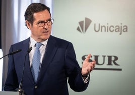 El foro SUR con el presidente de la CEOE, Antonio Garamendi, en imágenes