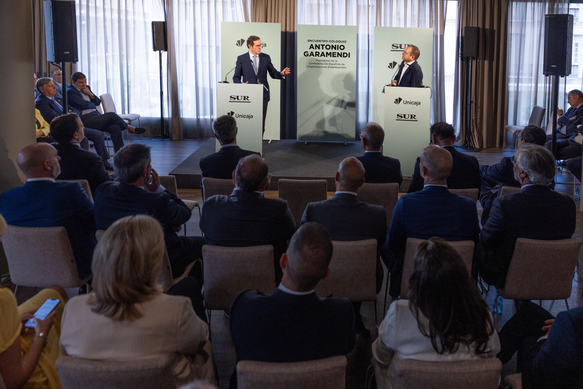 El foro SUR con el presidente de la CEOE, Antonio Garamendi, en imágenes