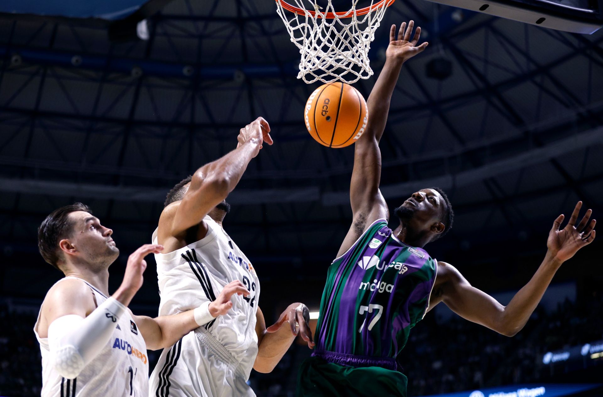 El cuarto duelo entre Unicaja y Real Madrid, en imágenes