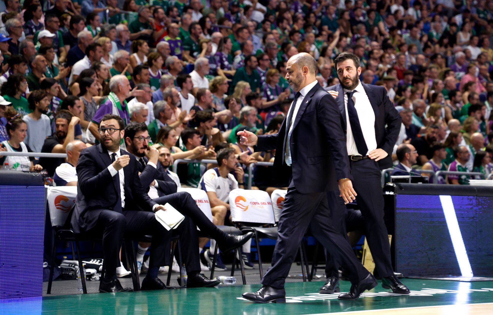El cuarto duelo entre Unicaja y Real Madrid, en imágenes