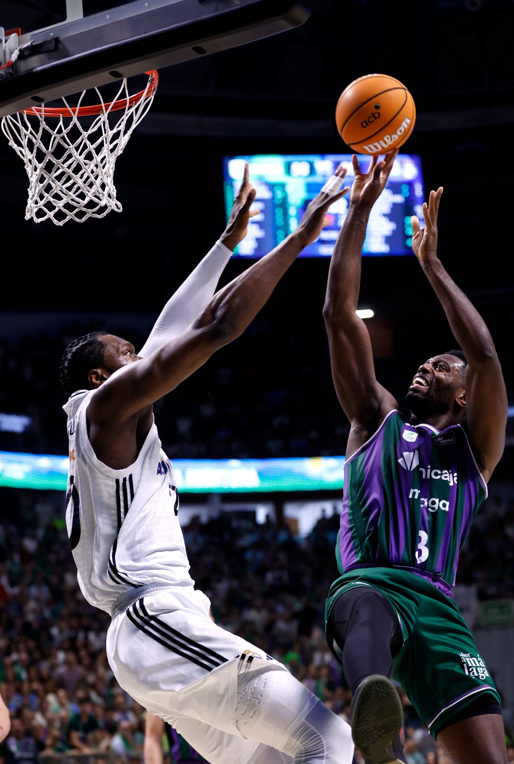 El cuarto duelo entre Unicaja y Real Madrid, en imágenes