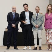 Javier Castillo, acompañado por Benjamín del Alcázar, Francisco Vila y Carmen Jabrino.