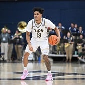 Castañeda, cuando jugaba para la Universidad de Akron, en la NCAA.