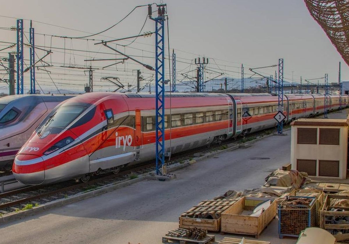 Un tren de Iryo en Málaga.