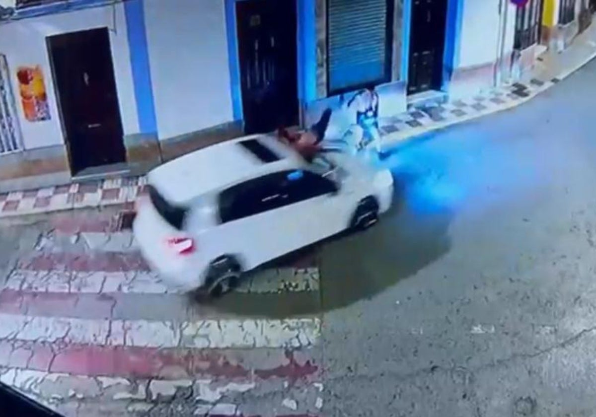 Atropellan adrede a dos jóvenes tras una pelea en Arriate