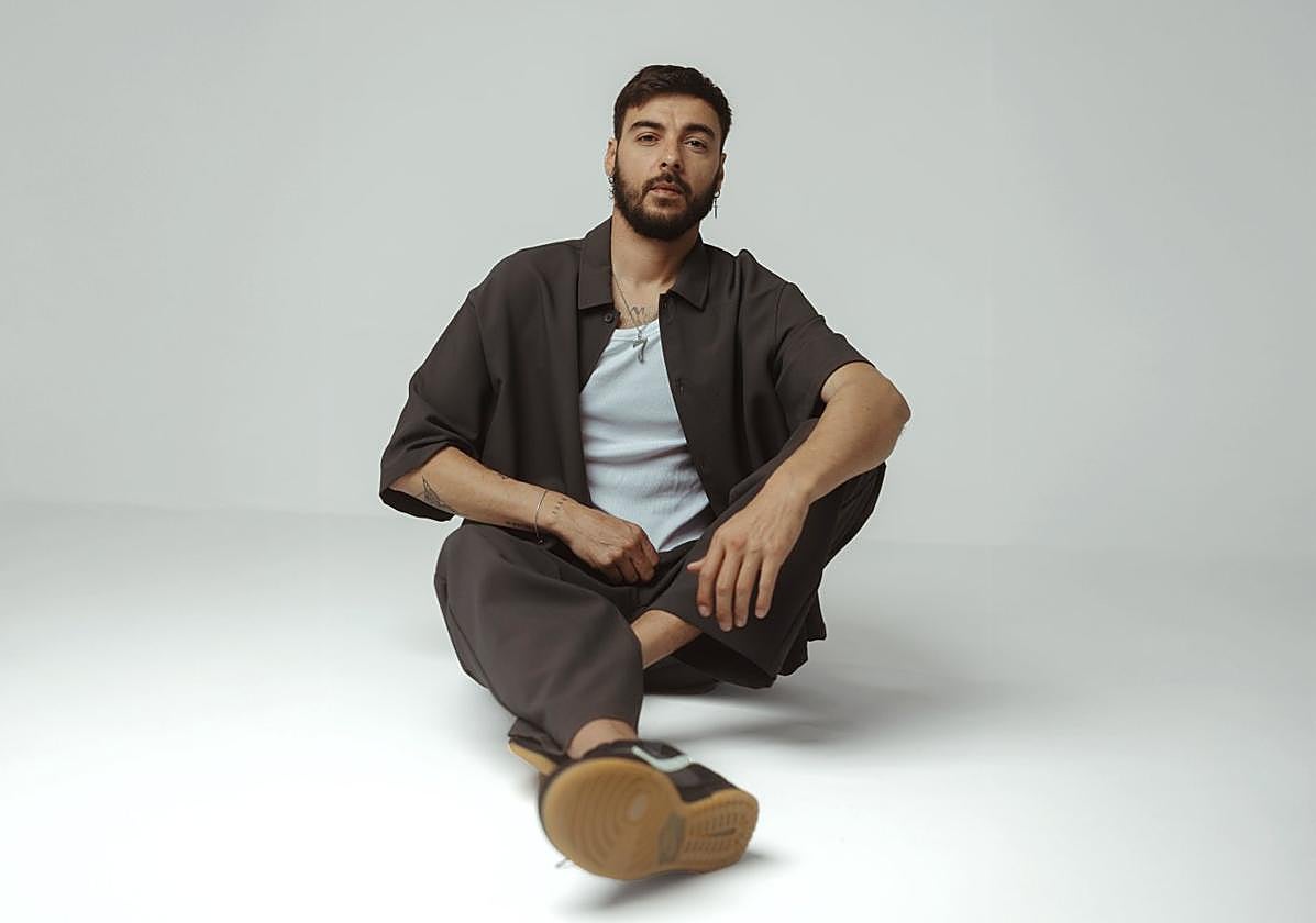 El cantautor jerezano hará parada este fin de semana en Selvatic Fest.