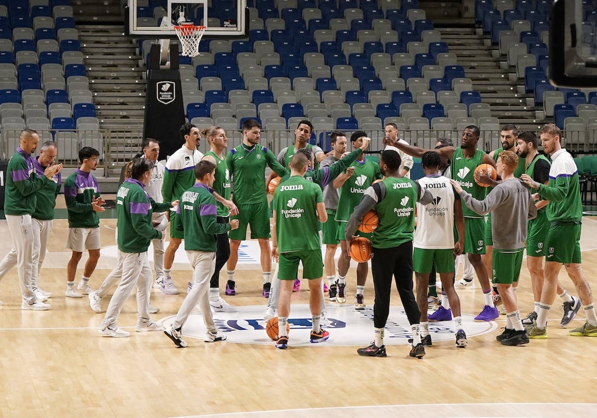 El Unicaja que viene: plantilla de trece más un complemento de futuro