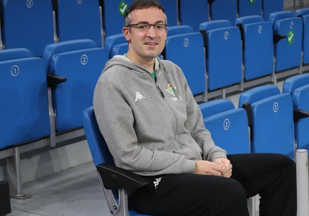 Asier Alonso, durante su etapa en el Betis.