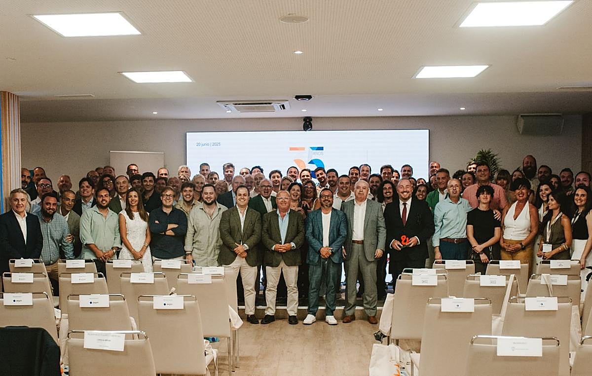 ORES & BRYAN SABSEG celebra su 35º aniversario con un evento que reúne al sector asegurador nacional en Málaga