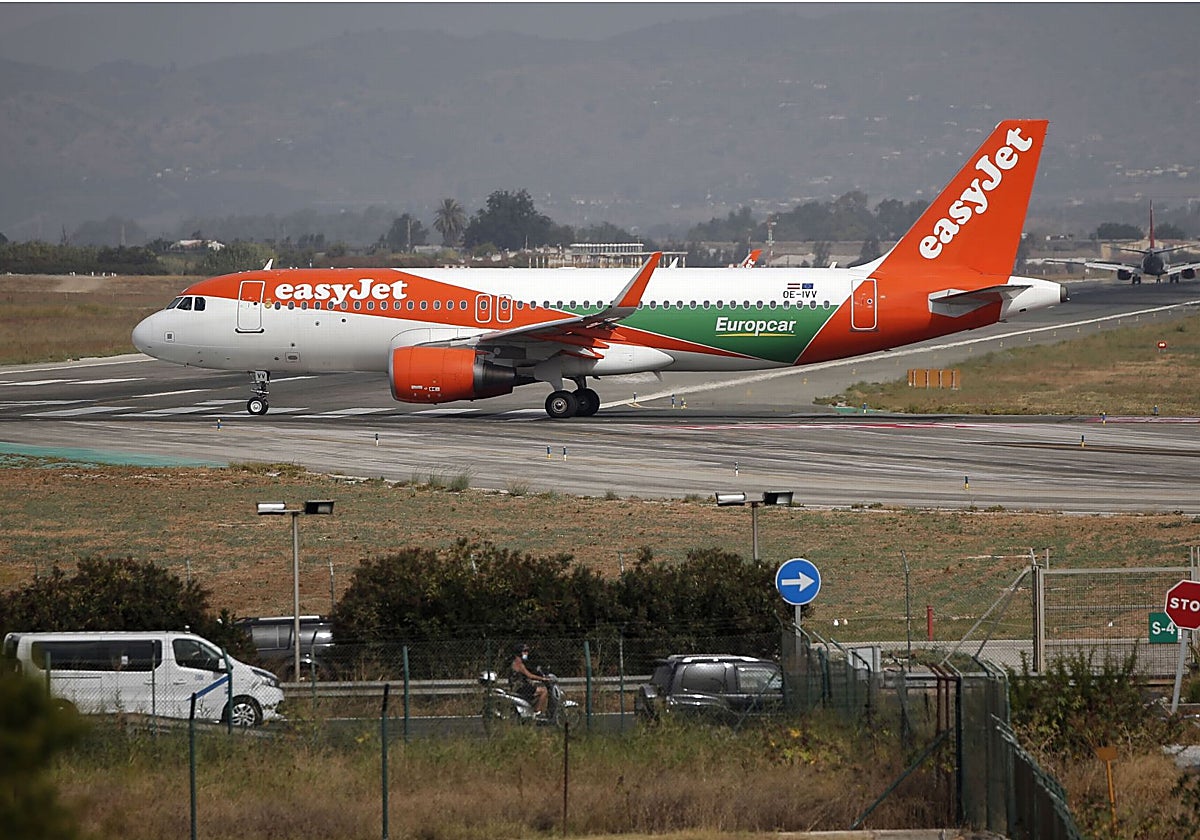 Avión de Easyjet, aerolínea que tiene en Málaga una base de operaciones en verano.