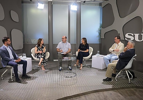 Un momento del encuentro celebrado en las instalaciones de SUR.