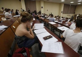 Más de 13.500 estudiantes andaluces se presentan este martes a la prueba extraordinaria de acceso a la universidad